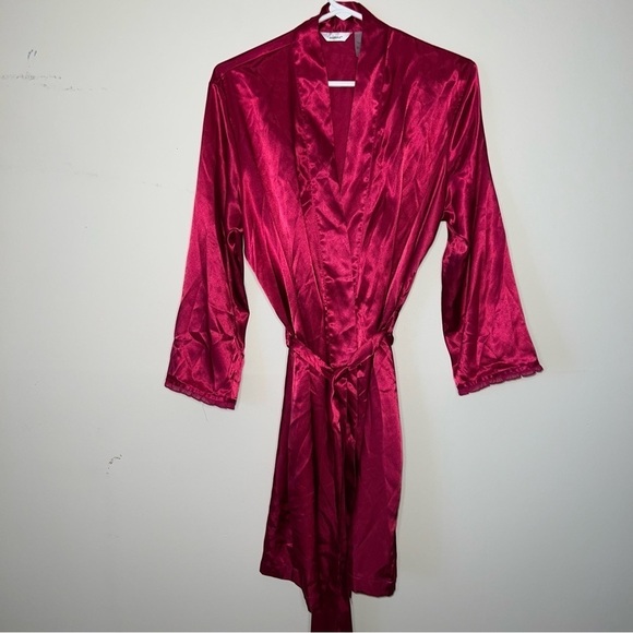 Adonna Silky Hot Pink Robe with Belt Size Medium - Picture 8 of 8